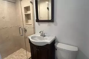 233 68th St, Guttenberg, NJ 07093 - Photo 12