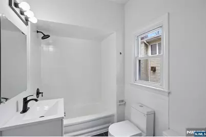 161 Chestnut Street, Leonia, NJ 07605 - Photo 18