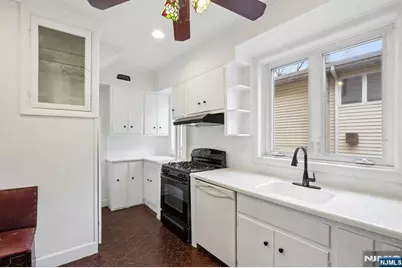 161 Chestnut Street, Leonia, NJ 07605 - Photo 20