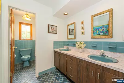 715 Terrace Heights, Wyckoff Township, NJ 07481 - Photo 24
