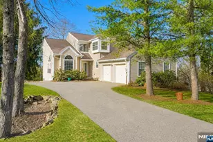 15 Ryan Ln, Lincoln Park, NJ 07035 - Photo 2