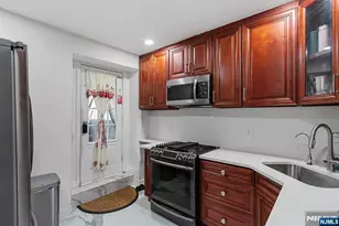 83 Westminster Pl, Garfield, NJ 07026 - Photo 16