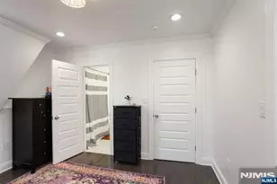 8 Franklin Pl, Montclair, NJ 07042 - Photo 20