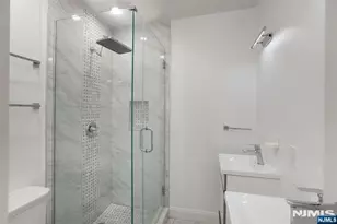 8 Franklin Pl, Montclair, NJ 07042 - Photo 18
