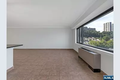 1203 River Road 10E #10E, Edgewater, NJ 07020 - Photo 10