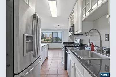 1203 River Road 10E #10E, Edgewater, NJ 07020 - Photo 22