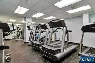 1203 River Road 10E, Edgewater, NJ 07020 - Photo 30