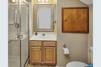 476 Buffalo Court, West New York, NJ 07093 - Photo 18
