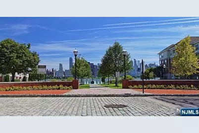 476 Buffalo Court, West New York, NJ 07093 - Photo 34