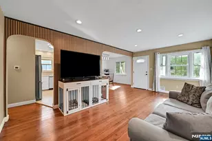 151 Knickerbocker Rd, Englewood, NJ 07631 - Photo 2