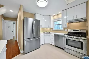 151 Knickerbocker Rd, Englewood, NJ 07631 - Photo 10