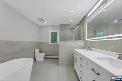 268 Center Street, Englewood Cliffs, NJ 07632 - Photo 16