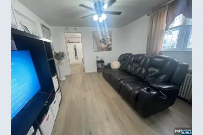 126 69th, Guttenberg, NJ 07093 - Photo 30