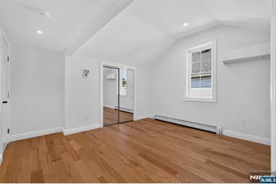 15 Morrissee Avenue, Wallington, NJ 07057 - Photo 20