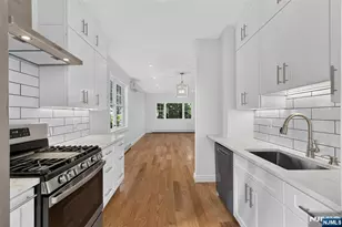 15 Morrissee Ave, Wallington, NJ 07057 - Photo 10