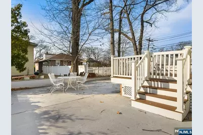 81 Hastings Avenue, Nutley, NJ 07110 - Photo 32