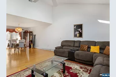 81 Hastings Avenue, Nutley, NJ 07110 - Photo 12