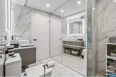 1055 River Road 408 #408, Edgewater, NJ 07020 - Photo 20