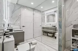 1055 River Road 408, Edgewater, NJ 07020 - Photo 20