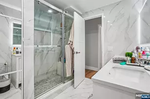 1055 River Road 408, Edgewater, NJ 07020 - Photo 28