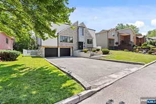 275 Alfred Ave, Englewood Cliffs, NJ 07632 - Photo 2