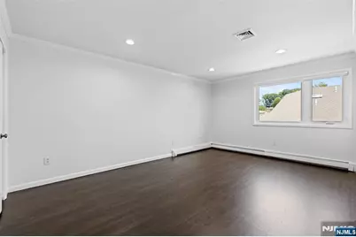 275 Alfred Avenue, Englewood Cliffs, NJ 07632 - Photo 38