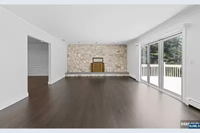 275 Alfred Avenue, Englewood Cliffs, NJ 07632 - Photo 18