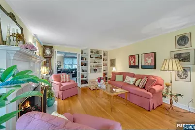 733 Lotus Avenue, Oradell, NJ 07649 - Photo 8