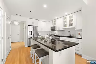 1125 Maxwell Ln 734, Hoboken, NJ 07030 - Photo 6
