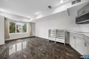 352 Gorge, Cliffside Park, NJ 07010 - Photo 20