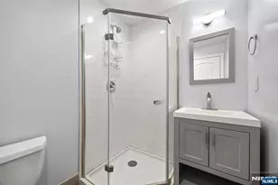 352 Gorge, Cliffside Park, NJ 07010 - Photo 22