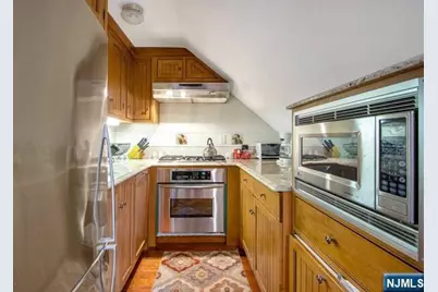89 Dwight Place, Englewood, NJ 07631 - Photo 40