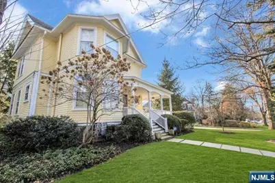 89 Dwight Place, Englewood, NJ 07631 - Photo 4