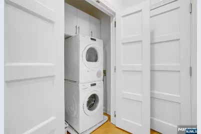 9 Somerset Lane 202 #202, Edgewater, NJ 07020 - Photo 10