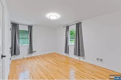 800 Winding Way, Westwood, NJ 07675 - Photo 20