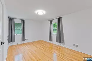 800 Winding Way, Westwood, NJ 07675 - Photo 20