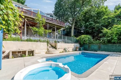 703 Stewart Street, Ridgefield, NJ 07657 - Photo 44