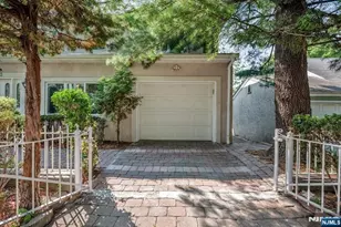 703 Stewart St, Ridgefield, NJ 07657 - Photo 4
