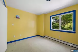 703 Stewart St, Ridgefield, NJ 07657 - Photo 36