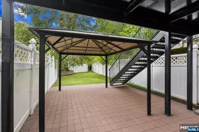 9 Hackensack Avenue, Weehawken, NJ 07086 - Photo 32