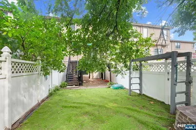 9 Hackensack Avenue, Weehawken, NJ 07086 - Photo 34