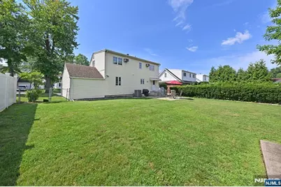 14-01 Floral Avenue, Fair Lawn, NJ 07410 - Photo 24