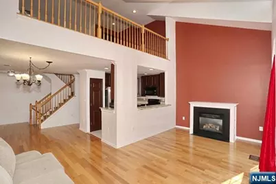 261 Riverwalk Way Q174 #Q174, Clifton, NJ 07014 - Photo 10