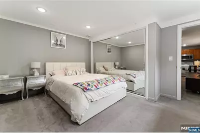 312 Glen Avenue, Palisades Park, NJ 07650 - Photo 38