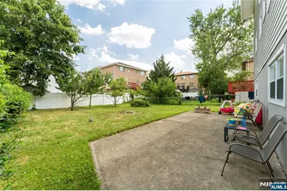 312 Glen Avenue, Palisades Park, NJ 07650 - Photo 46