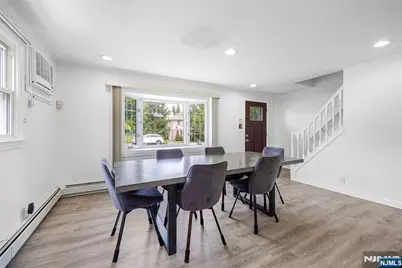 182 Coombs Drive, Paramus, NJ 07652 - Photo 18
