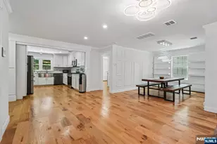 72 Sparrowbush Rd, Upper Saddle River, NJ 07458 - Photo 4