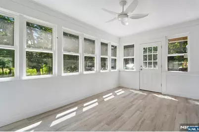 72 Sparrowbush Road, Upper Saddle River, NJ 07458 - Photo 18