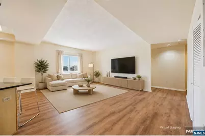 399 11th Street 301 #301, Palisades Park, NJ 07650 - Photo 1