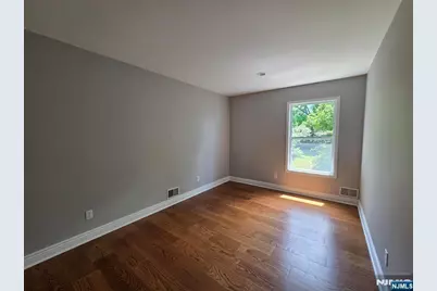 4 Michael Court, Hamburg, NJ 07419 - Photo 10